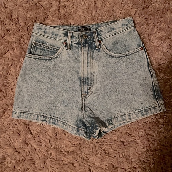 Abercrombie & fitch denim shorts - Picture 1 of 3